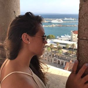 Meet your Posher, Krys